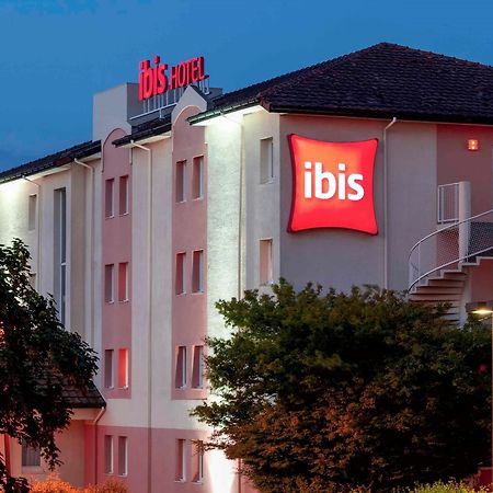 Hotel Ibis Pau Lescar Exteriér fotografie